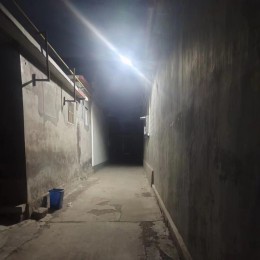 鳳凰鎮(zhèn)老*村太陽(yáng)能路燈改造